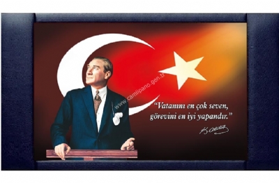 Atatrk Portreleri Deri ereveli 85x140 cm